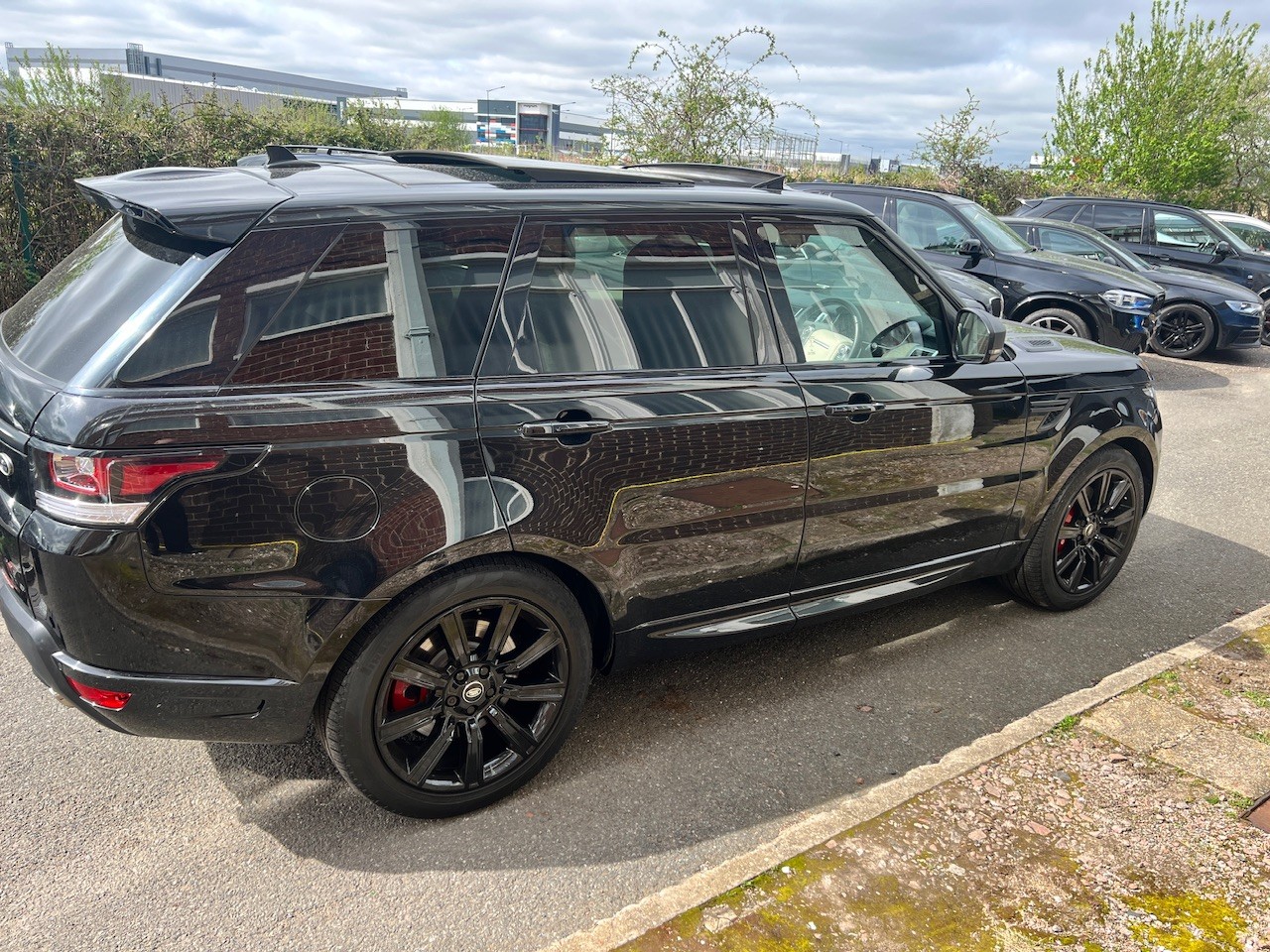 buying used Range Rover would like to check it
